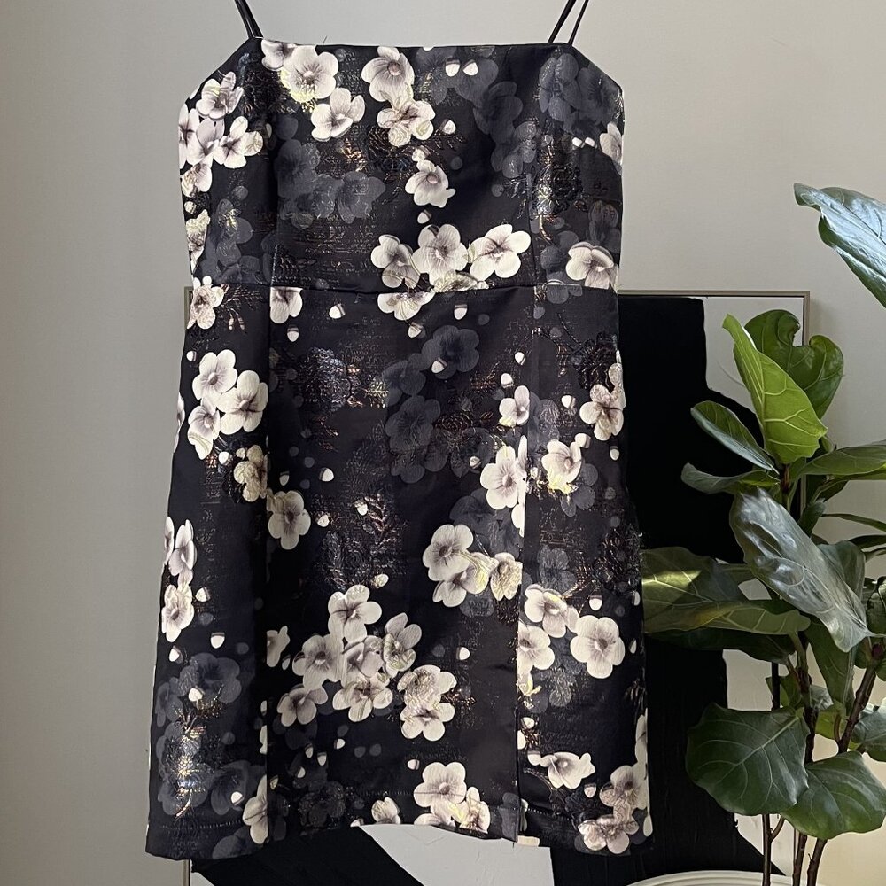 Womens Urban Outfitters Packer Notched Mini Dress in Metallic Floral Size Medium